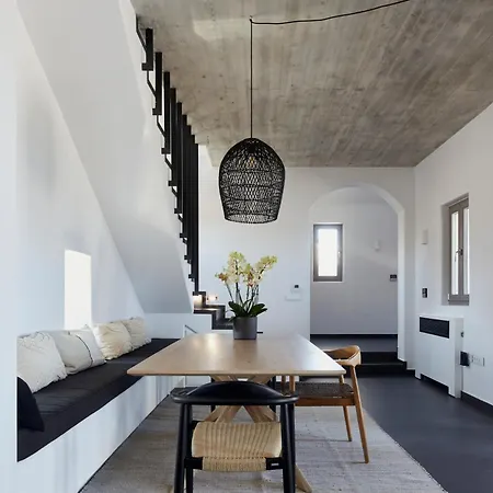 Myst Boutique 4* Oia