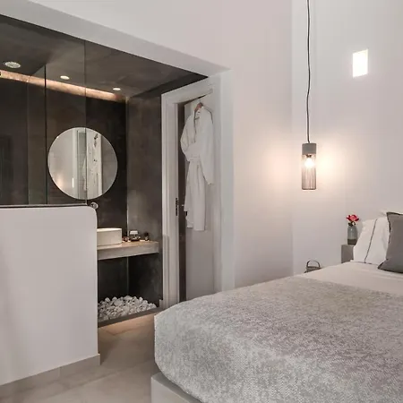 Myst Boutique 4* אויה